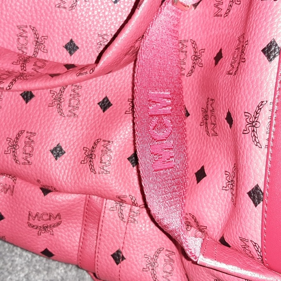 COPY - ⭐Host Pick⭐ Mcm Red Dual Stark Visetos Backpack - Picture 6 of 11